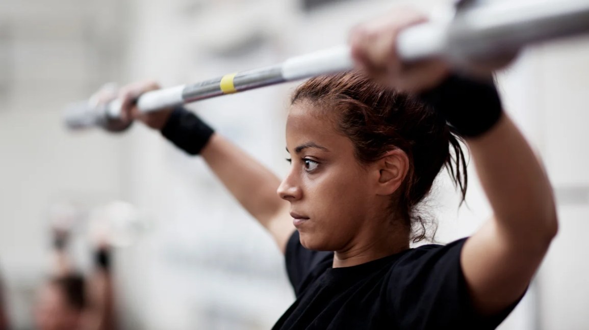 calisthenics vs weight training: Which one is best for you?